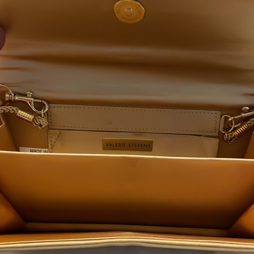 Valerie Stevens gold clutch - Picture 4 of 5